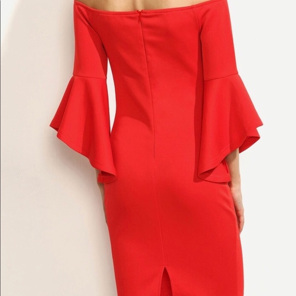 🎉Host Pick🎉🎀NEW🎀 Red Off The Shoulder Dress - Picture 3 of 8